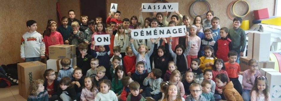 Site de l'école Saint Sauveur  à   Lassay-les-Châteaux